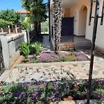 Marinela Apartment