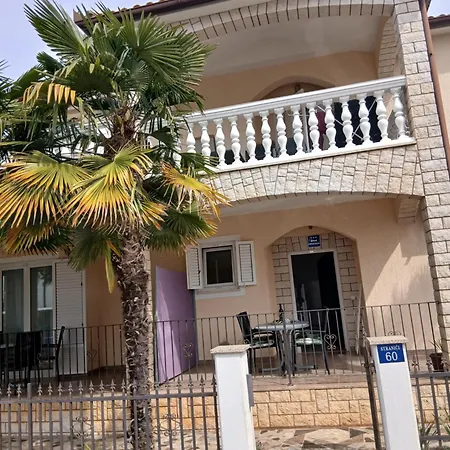 Apartment Marinela