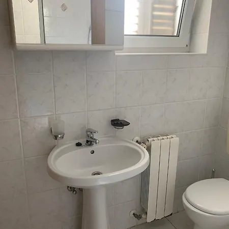 Marinela Apartment *