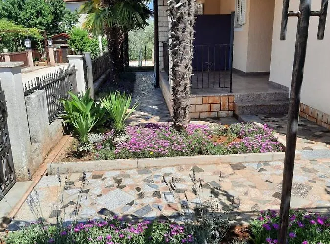 Marinela Apartment